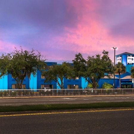 Spot X Hotel Tampa - Wesley Chapel By The Red Collection Εξωτερικό φωτογραφία