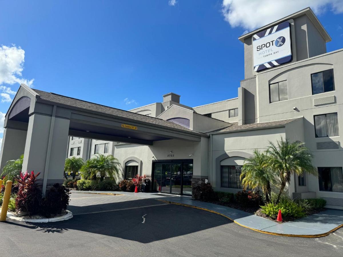 Spot X Hotel Tampa - Wesley Chapel By The Red Collection Εξωτερικό φωτογραφία
