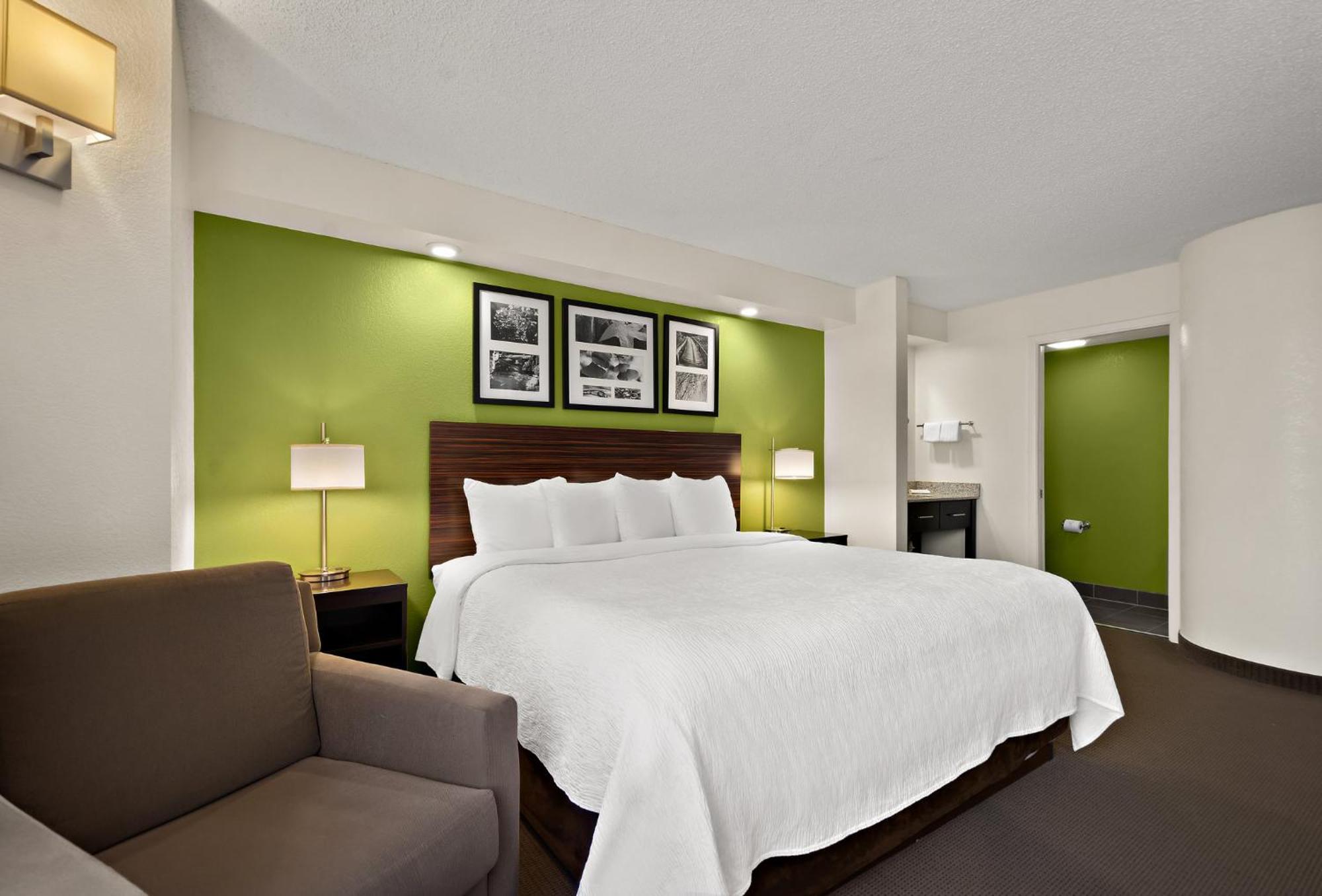Spot X Hotel Tampa - Wesley Chapel By The Red Collection Εξωτερικό φωτογραφία