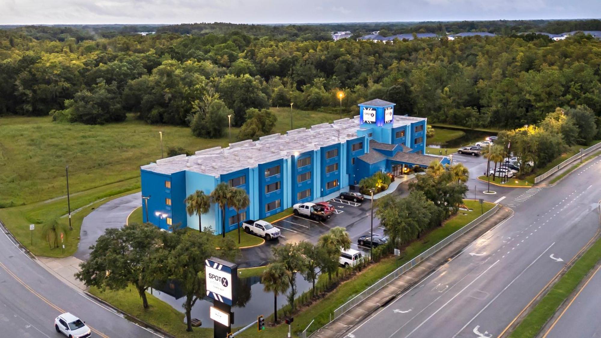 Spot X Hotel Tampa - Wesley Chapel By The Red Collection Εξωτερικό φωτογραφία
