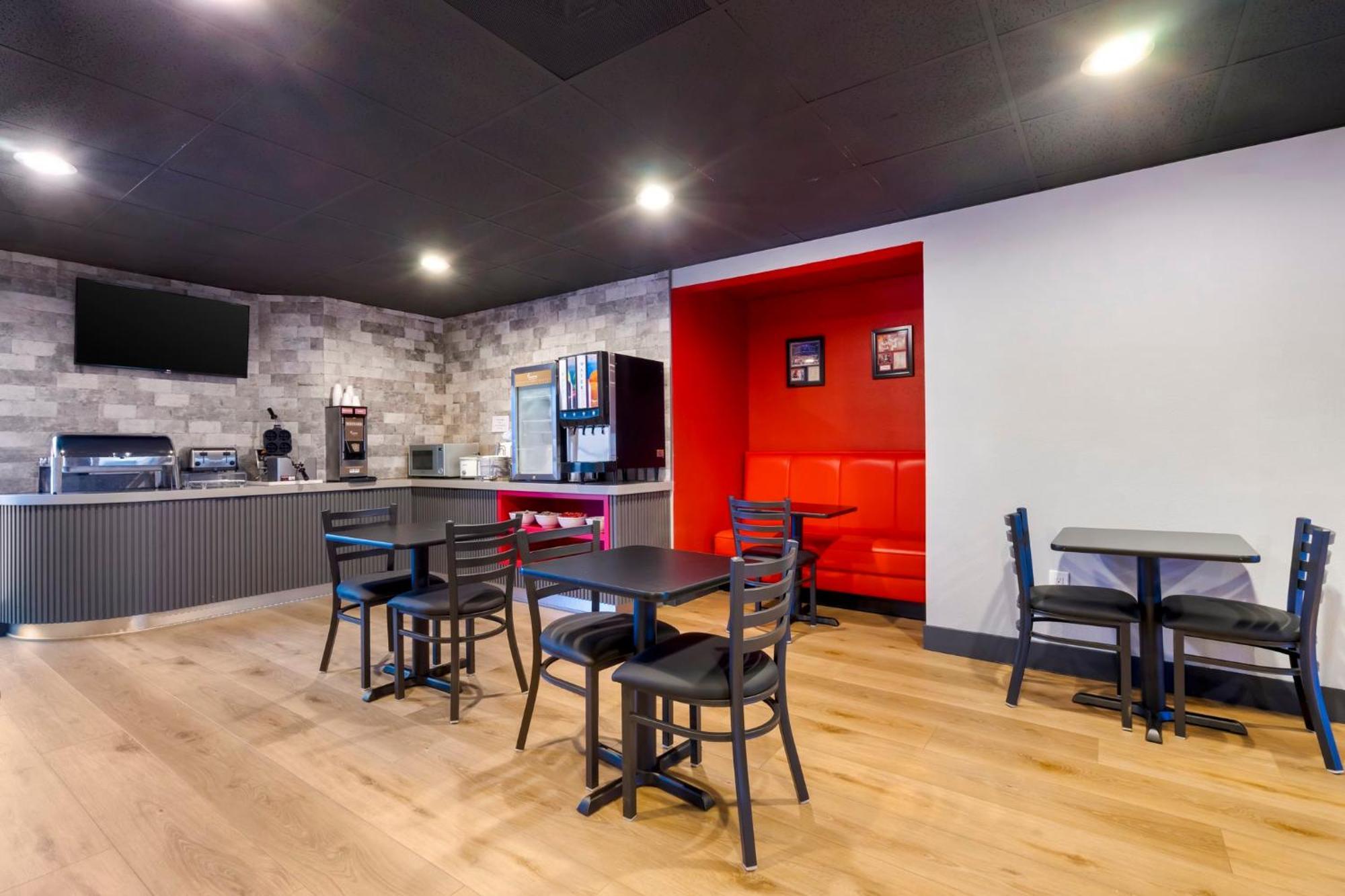 Spot X Hotel Tampa - Wesley Chapel By The Red Collection Εξωτερικό φωτογραφία