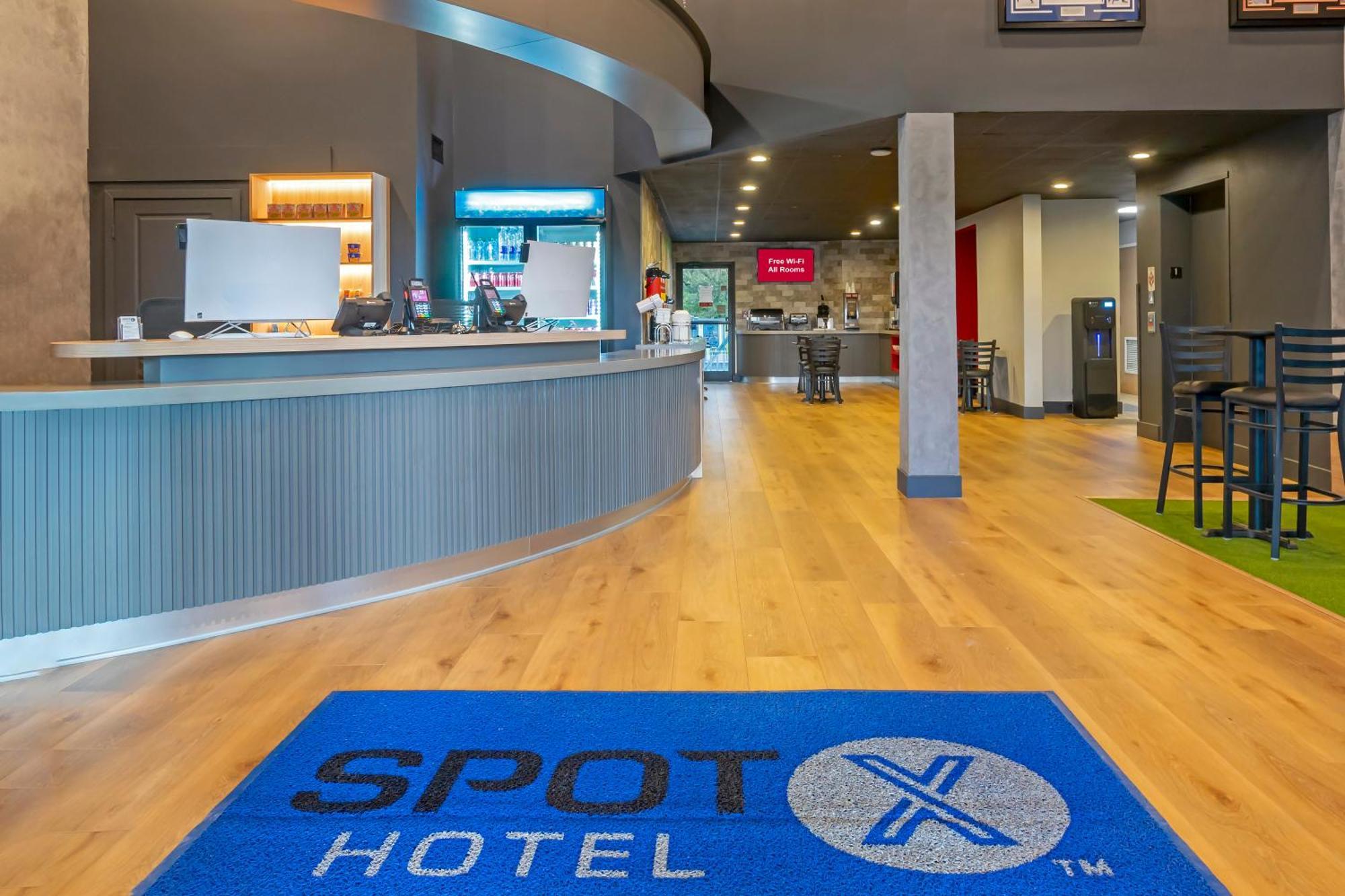 Spot X Hotel Tampa - Wesley Chapel By The Red Collection Εξωτερικό φωτογραφία