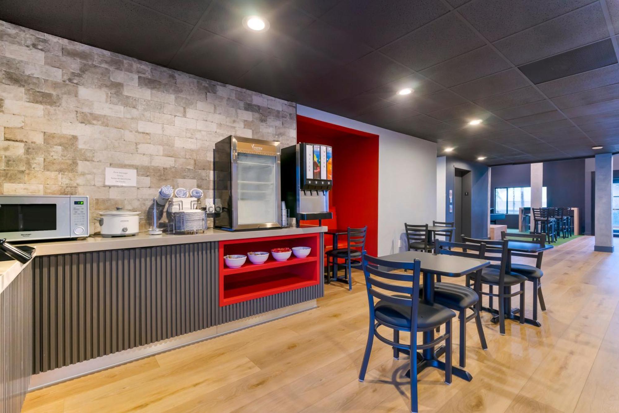 Spot X Hotel Tampa - Wesley Chapel By The Red Collection Εξωτερικό φωτογραφία