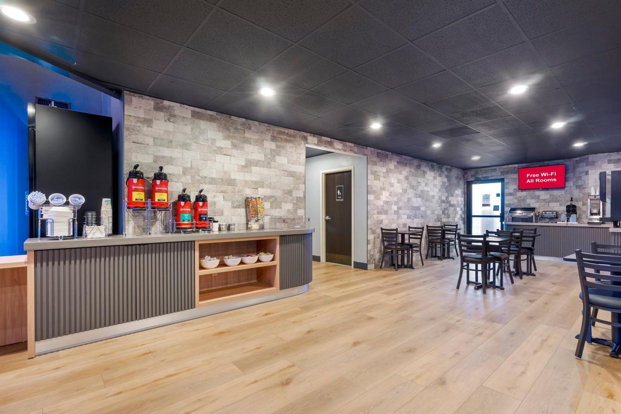 Spot X Hotel Tampa - Wesley Chapel By The Red Collection Εξωτερικό φωτογραφία